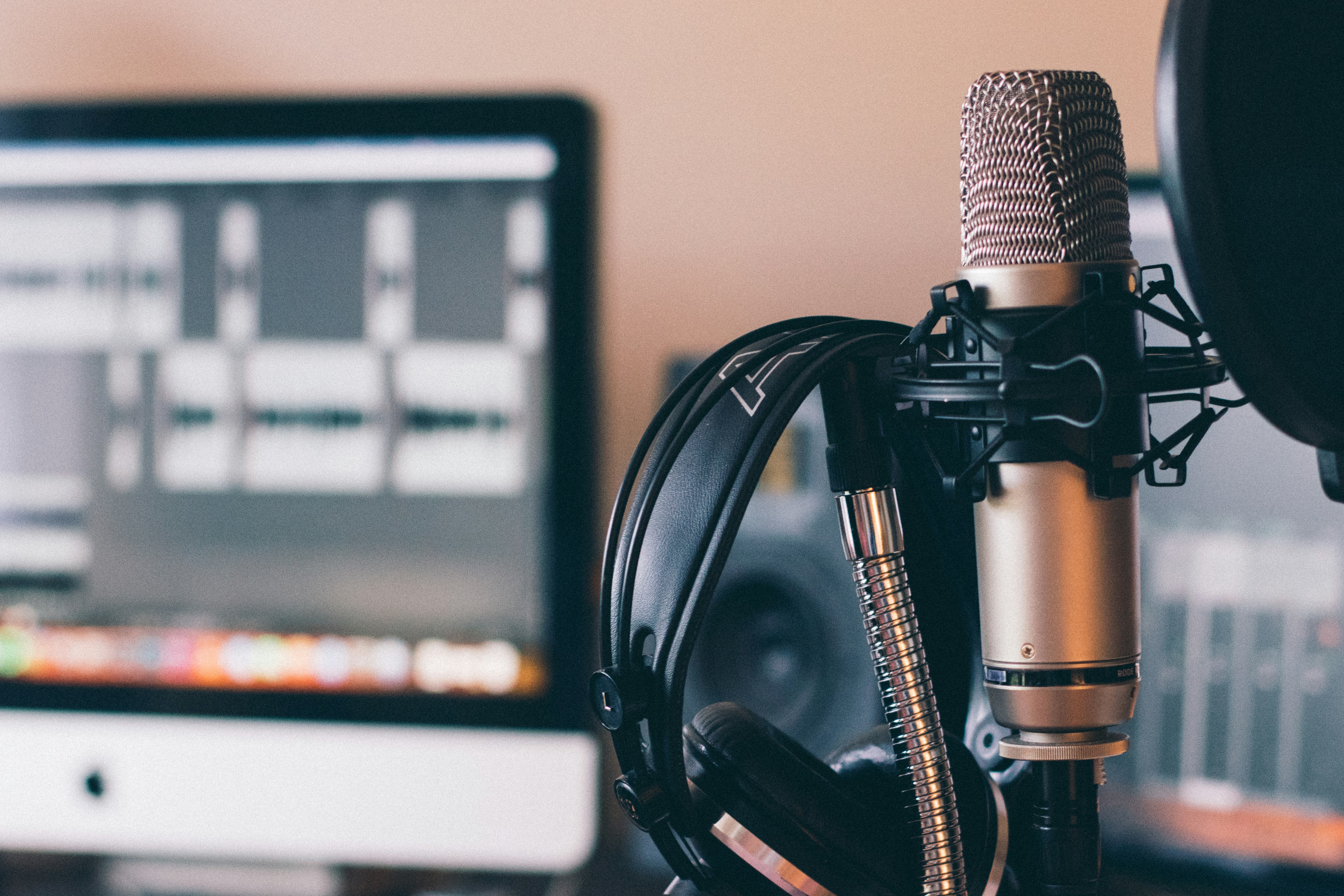Meet Parsayla, a New Way to Monetize Your Podcast